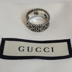 Gucci Silver Floral Ring
